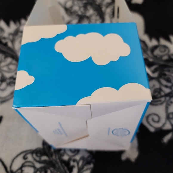5/$13 NWOT Bundle of 12 Cloud Boxes - Picture 4 of 5